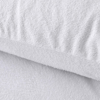 LuxeSomnia Mattress Protector